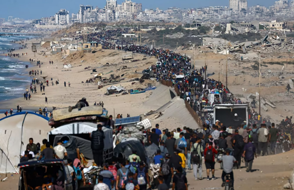 युद्धविरामपछि हजारौं प्यालेस्टिनी आफ्नो घर फर्किदै