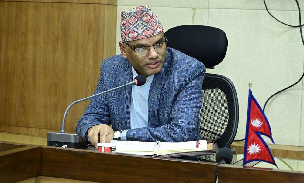 सचिव गोकर्णमणि दुवाडीलाई काठमाडौँ बाहिर जान दिने जाँचबुझ आयोगको निर्णय