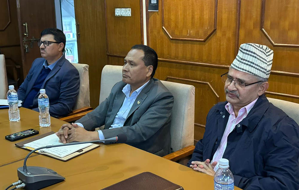 विपद् प्रतिकार्यका लागि तयारी अवस्थामा बस्न मन्त्री घिसिङको निर्देशन