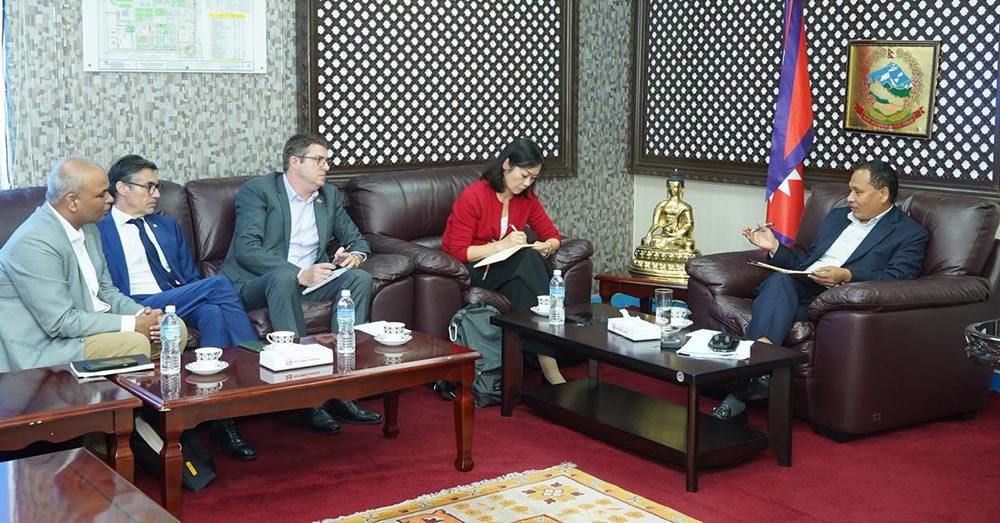 ऊर्जा मन्त्री घिसिङसँग युएनडिपीका प्रतिनिधिको भेटवार्ता