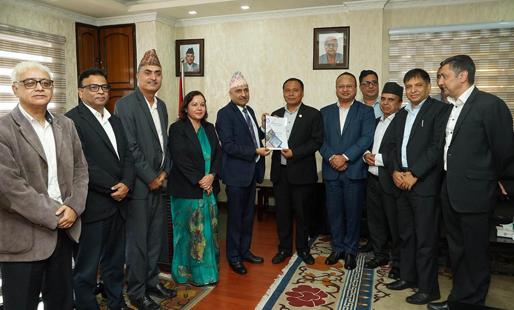 जलविद्युत आयोजनाको विद्युत् खरिदको प्रतिस्पर्धी दर तय गरौं : मन्त्री घिसिङ