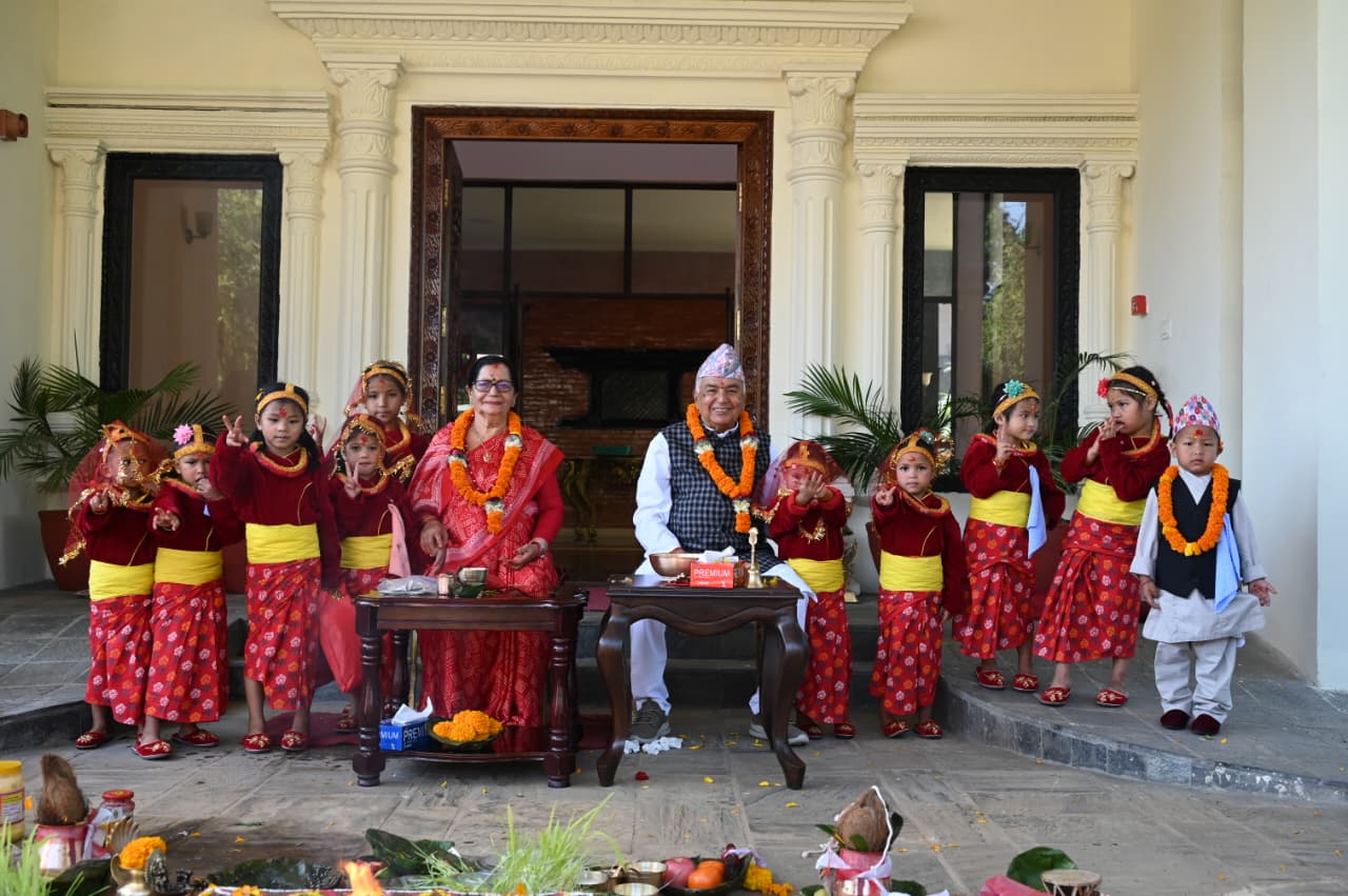 राष्ट्रपति पौडेलद्धारा शुक्ल नवमीको अवसरमा नौ जना कन्याको पूजा