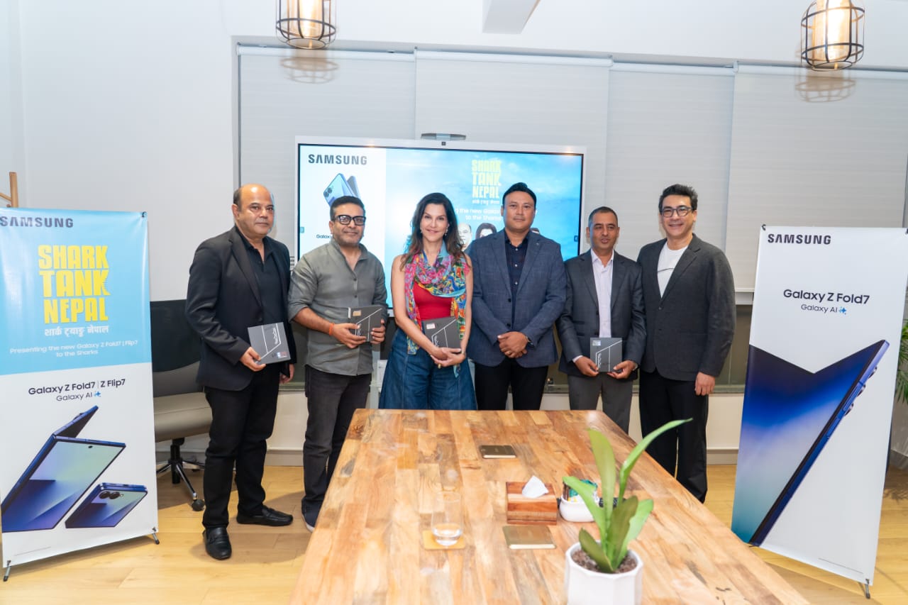 सामसङ नेपालले सार्वजनिक गर्‍यो ग्यालेक्सी जेड फोल्ड–७