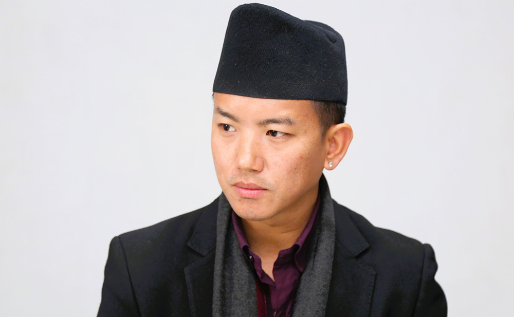 लोकप्रिय भोटसहित एमाले केन्द्रीय कमिटीमा सुहाङको डेब्यु