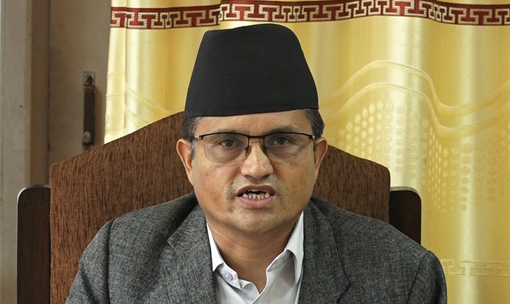 सुर्य थापाको टिप्पणी- असंवैधानिक प्रधानमन्त्री कार्की र गृहमन्त्री अर्यालले चुनाव गराउदैनन्