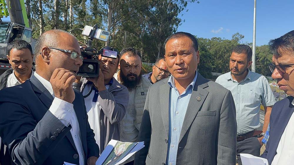 कुलमानले गरे टियु क्रिकेट मैदानको अनुगमन (फोटो फिचर)