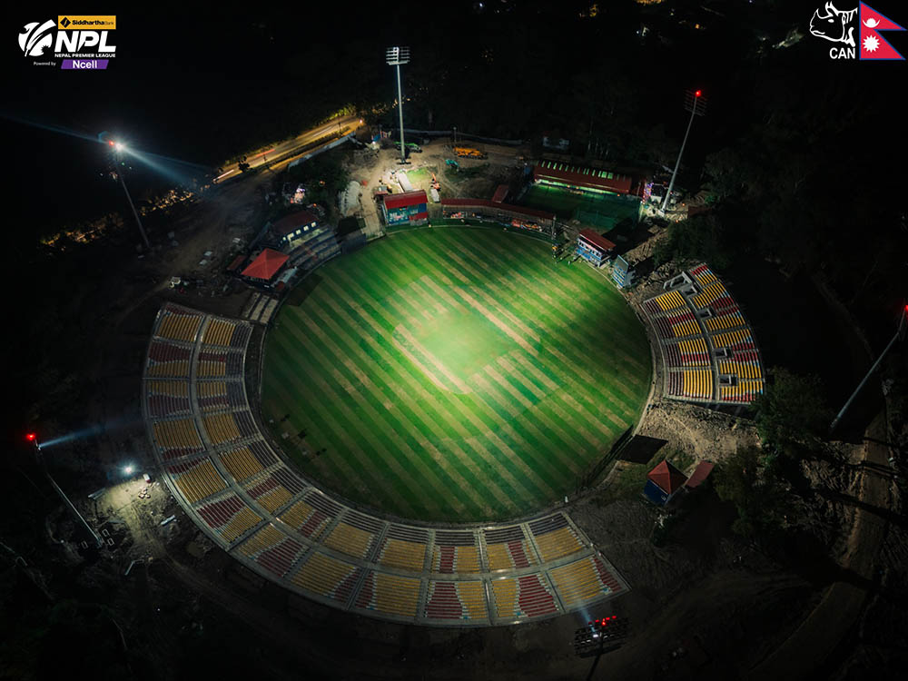 लक्ष्मी पुजाको साँझ झलमल टियु क्रिकेट मैदान (फोटो फिचर)