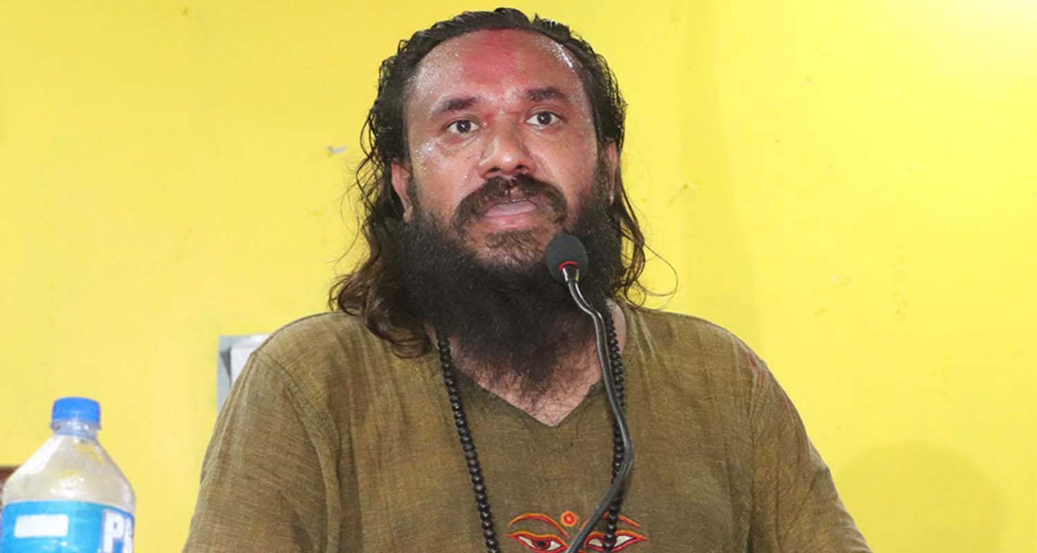 मन्त्री नबन्दै विवादमा तानिए खगेन्द्र सुनार: महिलामाथि अभद्र टिप्पणी, पक्राउ पुर्जी सार्वजनिक