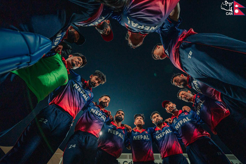 कतारविरुद्ध अभ्यास खेल खेल्दै नेपाली राष्ट्रिय क्रिकेट टिम