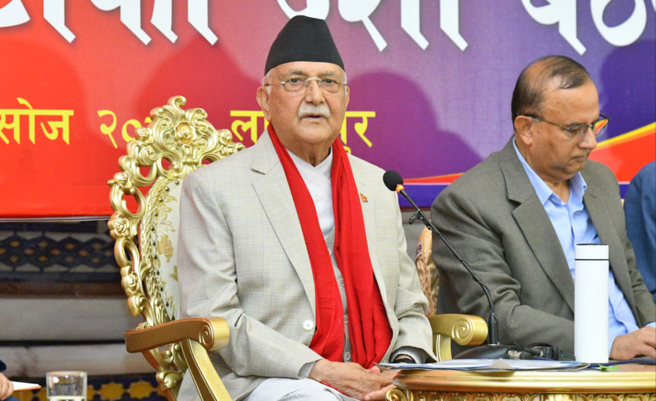 एमाले सधैँका लागि सरकारबाट हट्यो भन्ने भ्रम नपाले हुन्छ : ओली