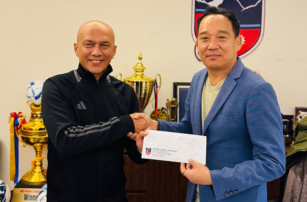 राष्ट्रिय फुटबल टिमको मुख्य प्रशिक्षकमा खड्का नियुक्त