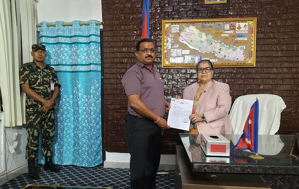 मधेशमा जनमतको समर्थन सोनललाई, प्रदेश प्रमुखलाई बुझायो पत्र