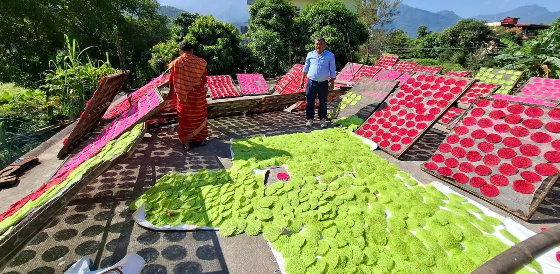 झिनियाँको माग उच्च, व्यवसायीलाई उत्पादन गर्न भ्याइनभ्याई