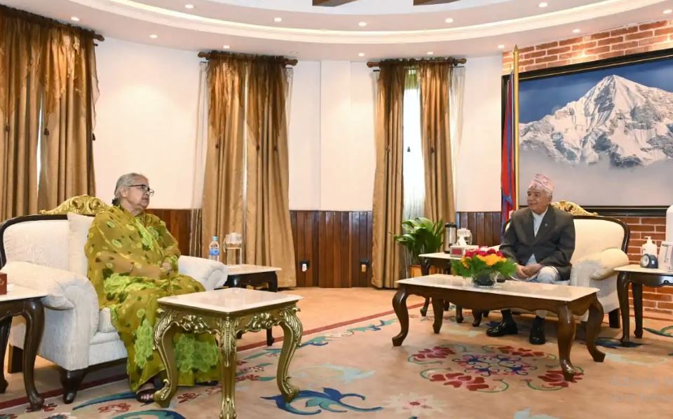 राष्ट्रपतिसँग प्रधानमन्त्रीको भेट, के भयो कुराकानी ?