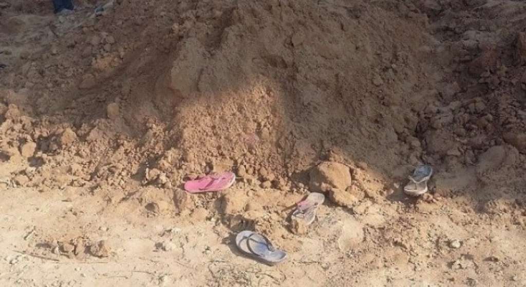 सर्लाहीमा माटोको ढिस्कोले पुरिएर चार जनाको ज्यान गयो