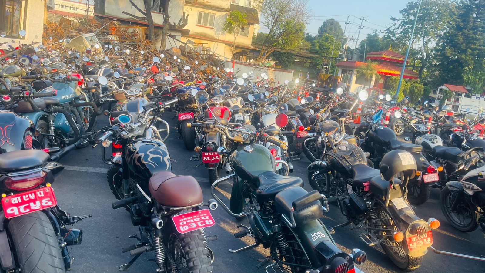 चर्को ध्वनि प्रदूषण गर्ने मोटरसाइकल ट्राफिक प्रहरीको नियन्त्रणमा 