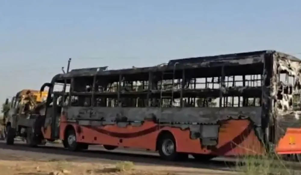 भारतको राजस्थानमा यात्रुबसमा आगलागी हुदा २० जनाको मृत्यु