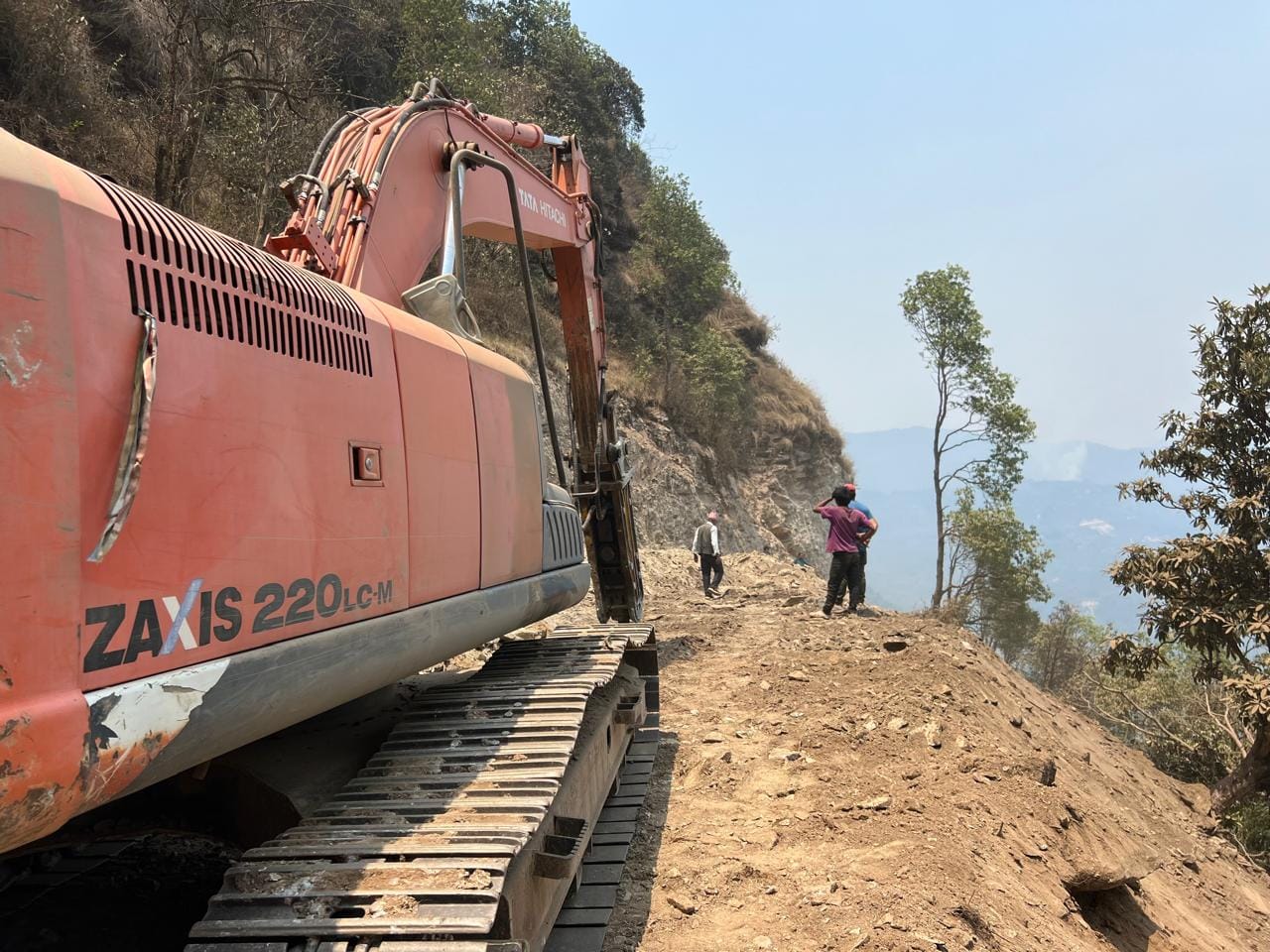 पाँच वर्षसम्म सडक आयोजना अलपत्र पार्ने ठेकेदारको जमानत जफत