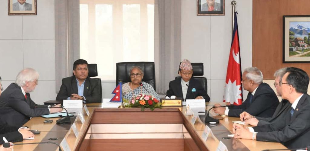 सिंहदरबारमा कूटनीतिक निकायहरूसँग प्रधानमन्त्रीको छलफल जारी