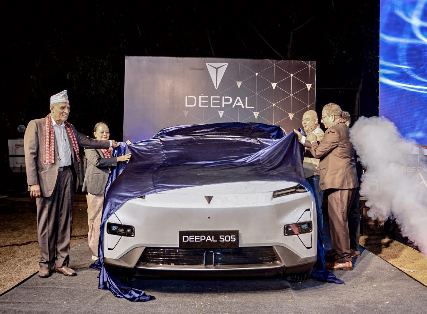 विर्तामोडमा सार्वजनिक भयो ‘लक्जरी’, ‘स्टाइल’ र ‘टेक’ ले ‘पर्फेक्ट’ बनेको दिपल एस०५