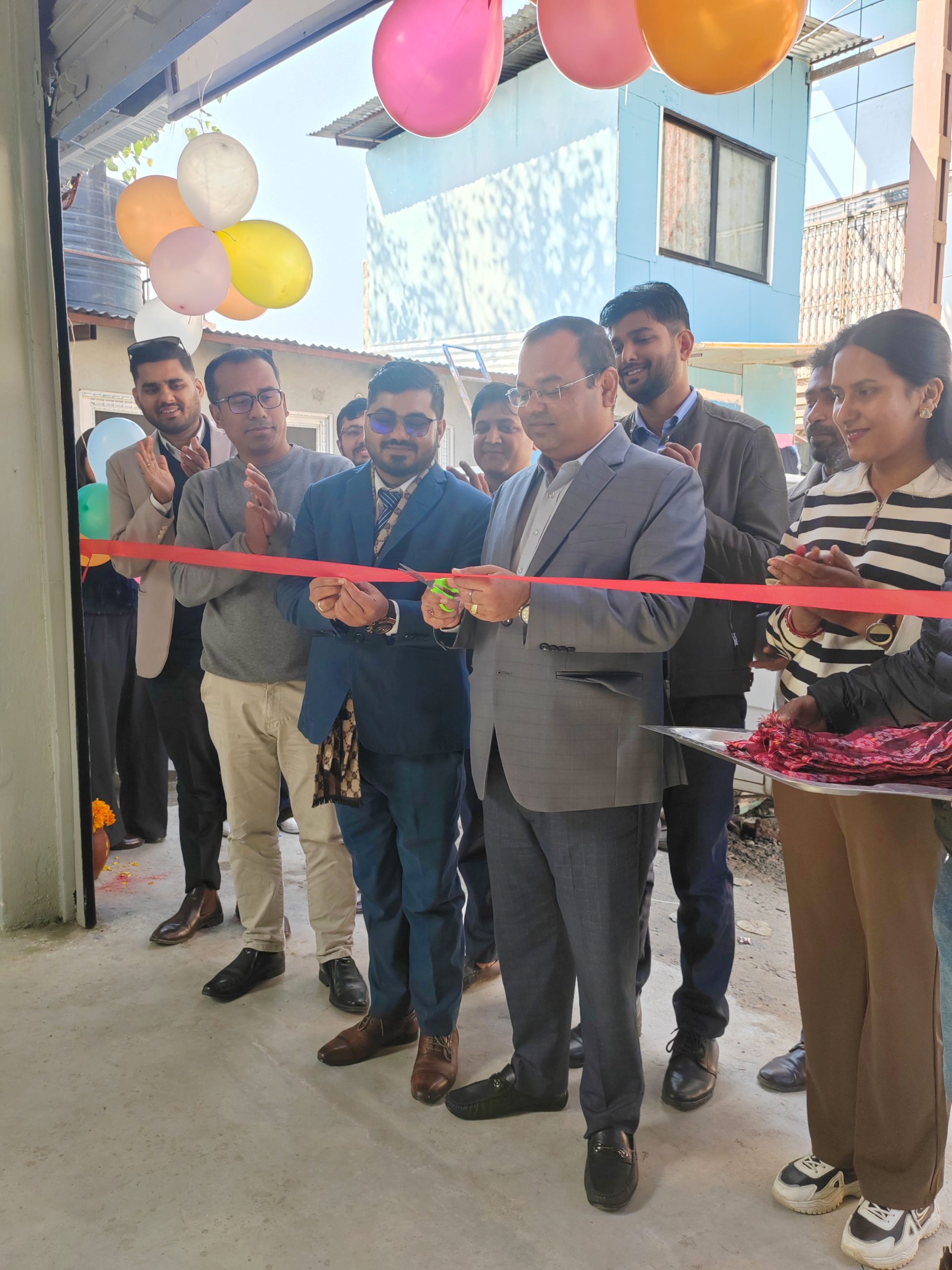 बालाजुमा नयाँ भेस्पा तथा अप्रिलिया सर्भिस सेन्टरको भव्य उद्घाटन