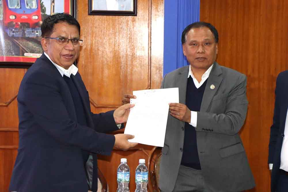 निर्माण व्यवसाय विकास परिषद्बाट भौतिक पुनर्निर्माण कोषमा एक करोड सहयोग