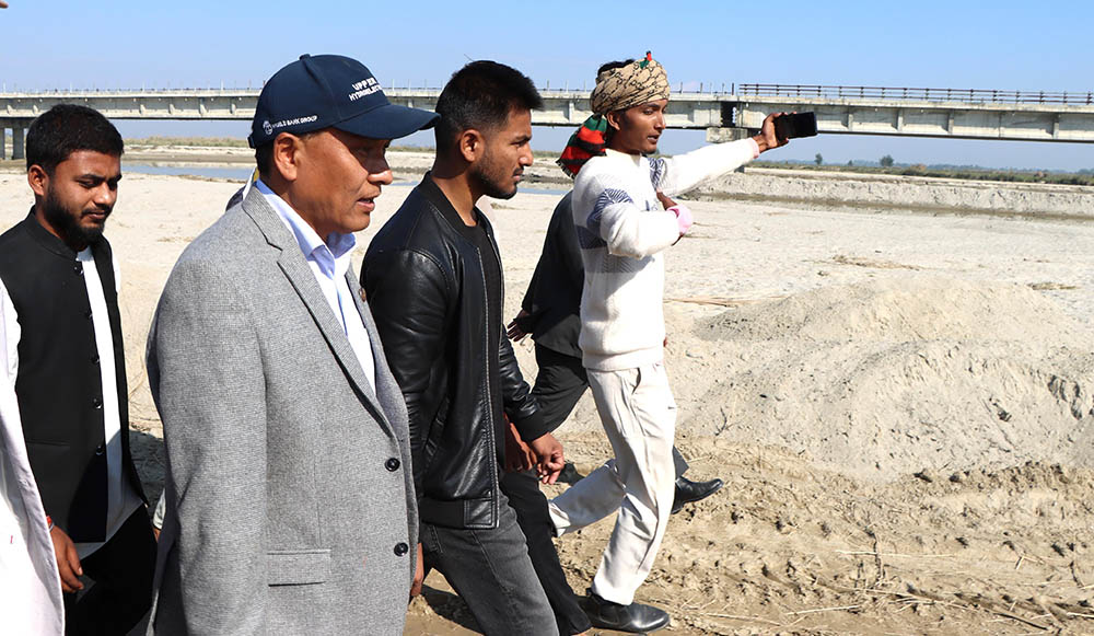 पुलको मन्त्री घिसिङले गरे स्थलगत निरिक्षण