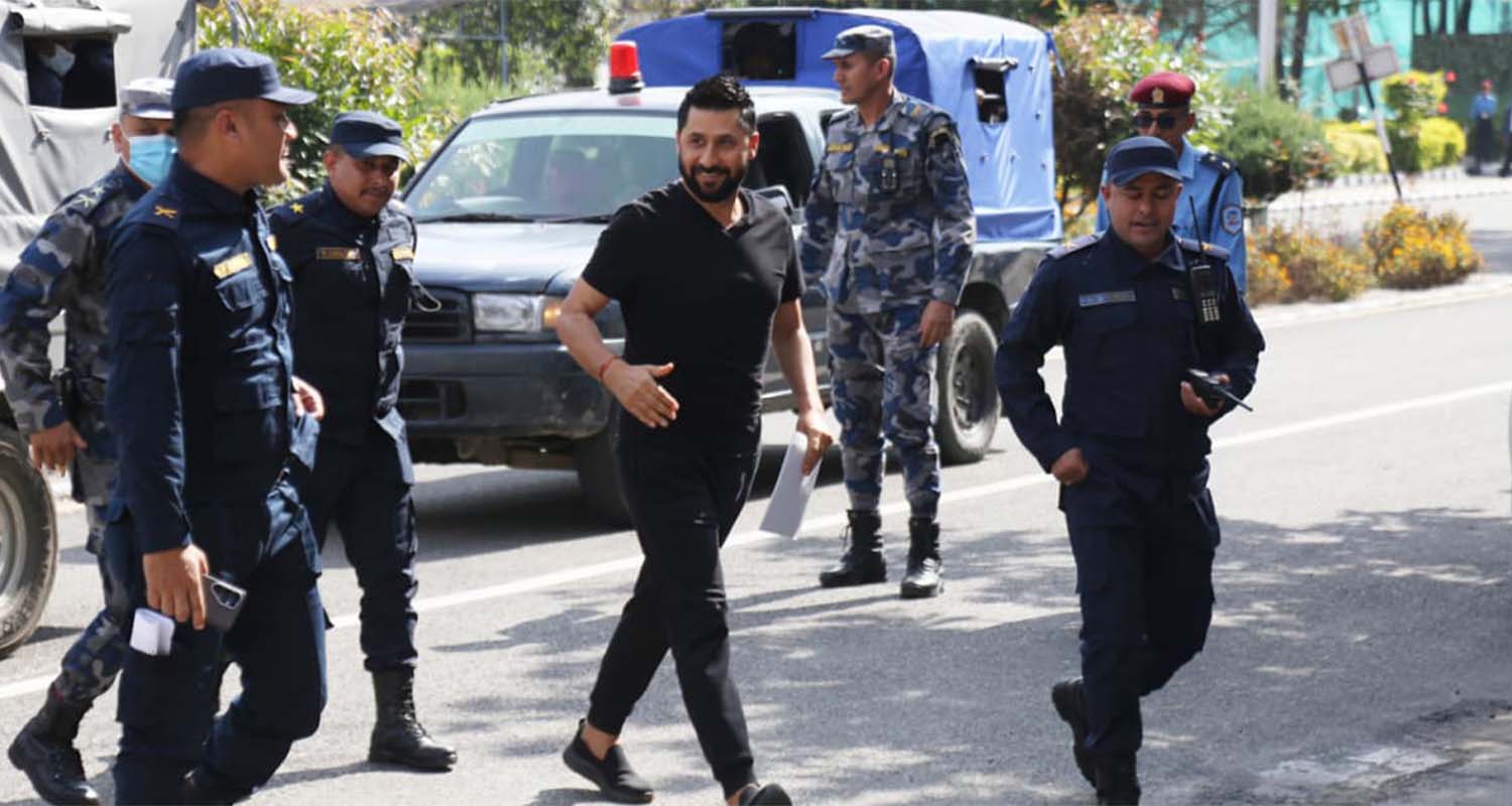 रवि लामिछानेलाई सिंहदरबार पुर्‍याइयो