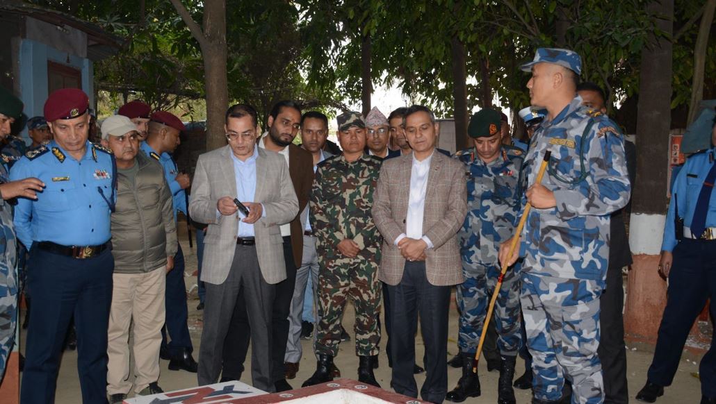 सीमाबाट हुने अवान्छित गतिविधि र राजस्व चुहावट नियन्त्रण गर्न गृहमन्त्रीको निर्देशन