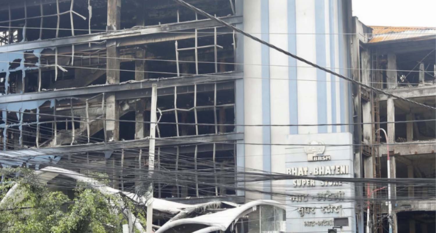 भाटभटेनी सुपरमार्केट भत्काउने क्रममा एक जनाको मृत्यु