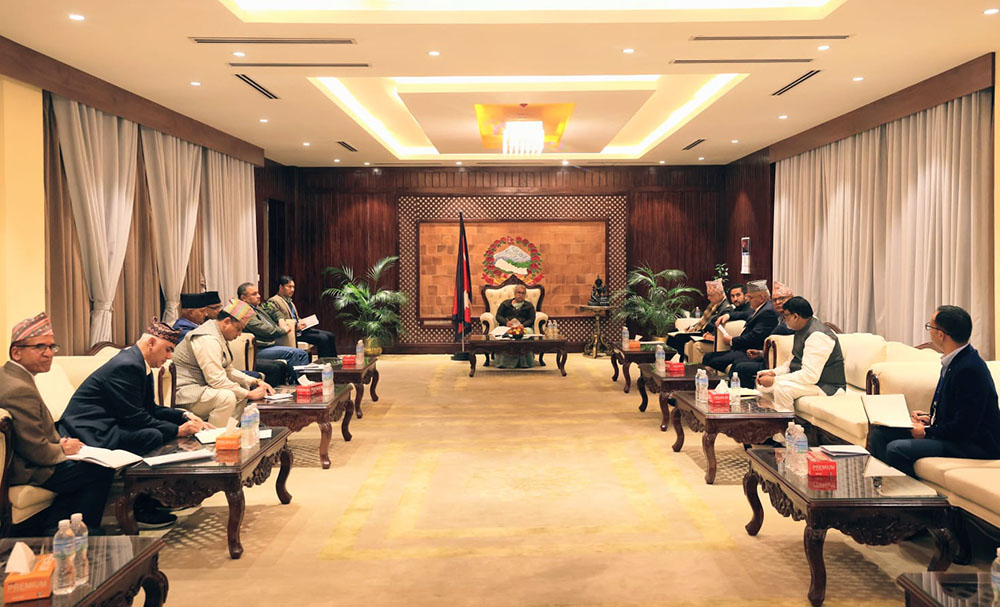प्रधानमन्त्री कार्कीसँग सात प्रदेशका मुख्यमन्त्रीको बैठक सुरू