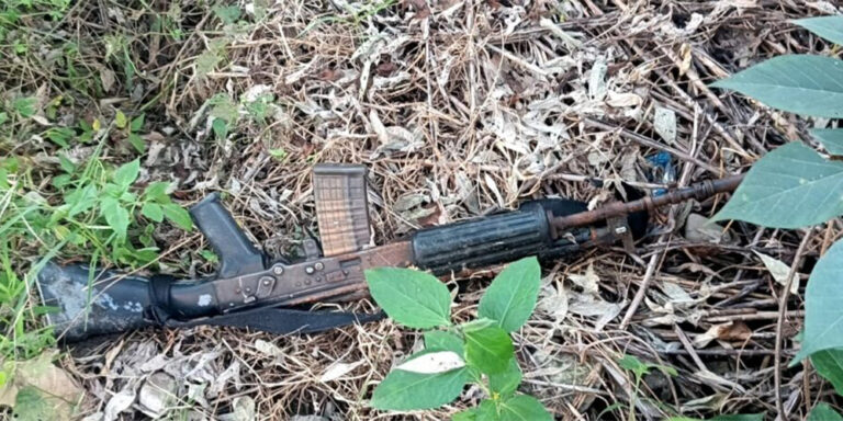 विर्तामोडमा इन्सास हतियार फेला, २२ थान अझै बेपत्ता