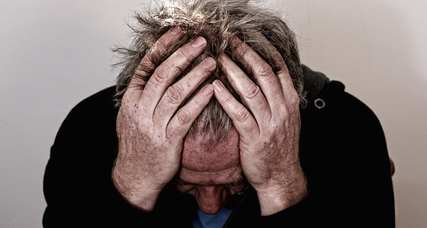 टाउको दुख्ने समस्या छ ? अपनाउनुहोस् यी चार उपाय