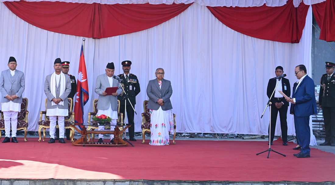 राष्ट्रपति पौडेलद्वारा मधेस प्रदेशका नवनियुक्त प्रदेश प्रमुख कर्णलाई शपथ