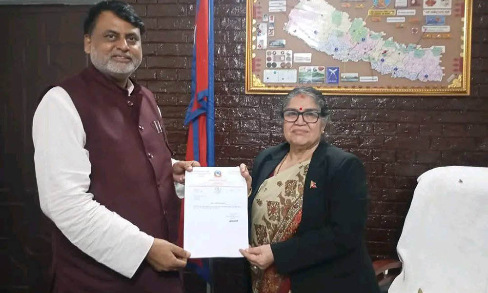 मुख्यमन्त्री सोनलको राजीनामा स्वीकृत