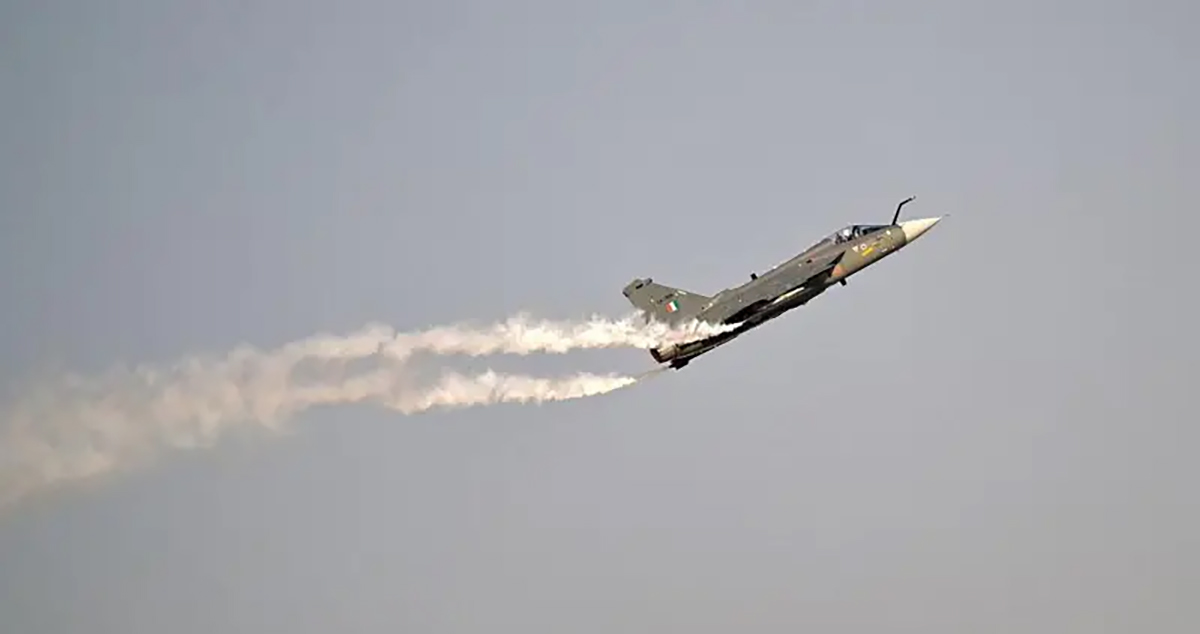 भारतीय लडाकु विमान दुबईमा दुर्घटना