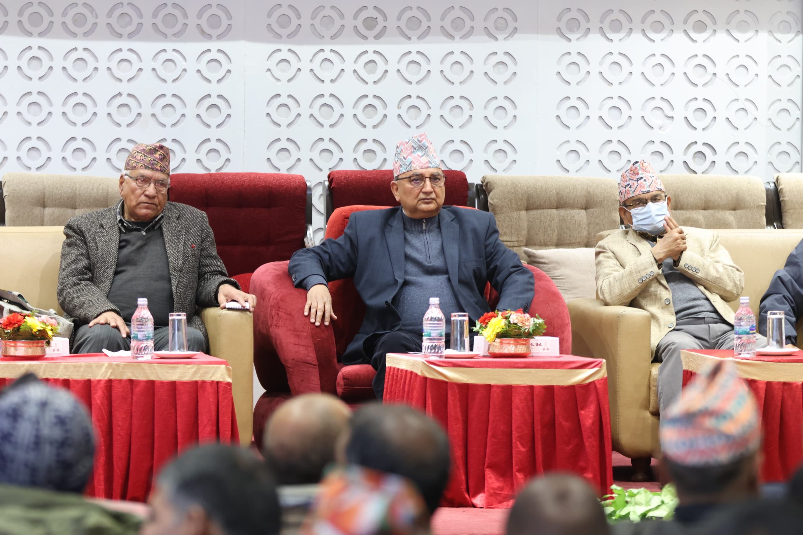 ईश्वर पोखरेल पक्षको कार्की ब्याङ्क्वेटमा छुट्टै भेला