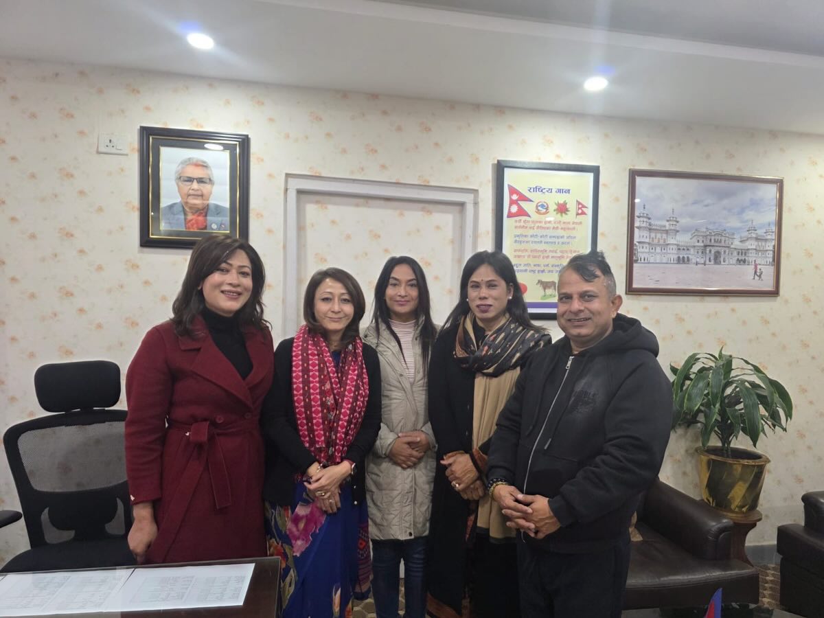 ब्लु डायमन्डकी कार्यकारी निर्देशक ढकाललाई आदेश बुझाउन प्रशासनसँग राष्ट्रिय सूचना आयोगको अनुरोध