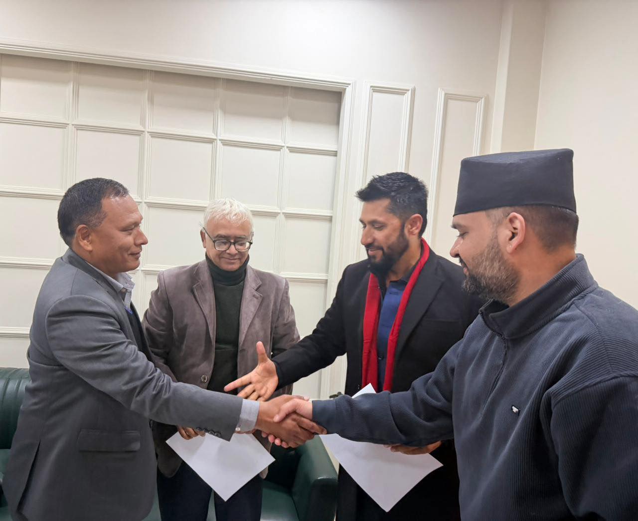 उज्यालो नेपाल पार्टी र रास्वपाबीचको एकीकरण ऐतिहासिक: कुलमान घिसिङ