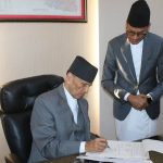 नवनियुक्त परराष्ट्रमन्त्री शर्माले गरे पदभार ग्रहण, राष्ट्रिय हितको रक्षा र प्रवर्द्धन गर्न निर्देशन