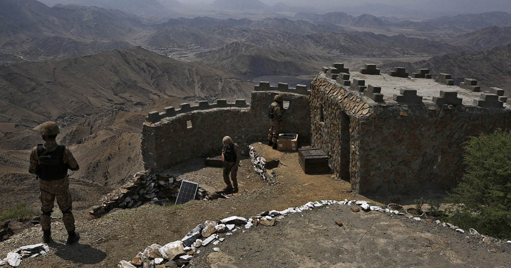 पाकिस्तान र तालिबान सेनाबीच सीमामा फेरि झडप