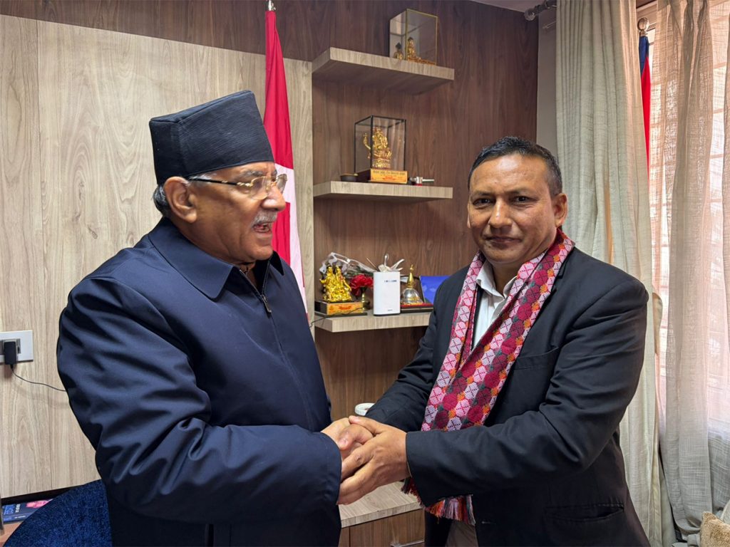 श्रम संस्कृति पार्टीबाट निलम्बित उपाध्यक्ष परियार नेपाली कम्युनिस्ट पार्टीमा प्रवेश