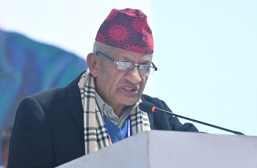 प्रदीप ज्ञवालीको अडान, उपाध्यक्ष छोडेर केन्द्रीय सदस्यमा मात्र उम्मेदवारी दर्ता