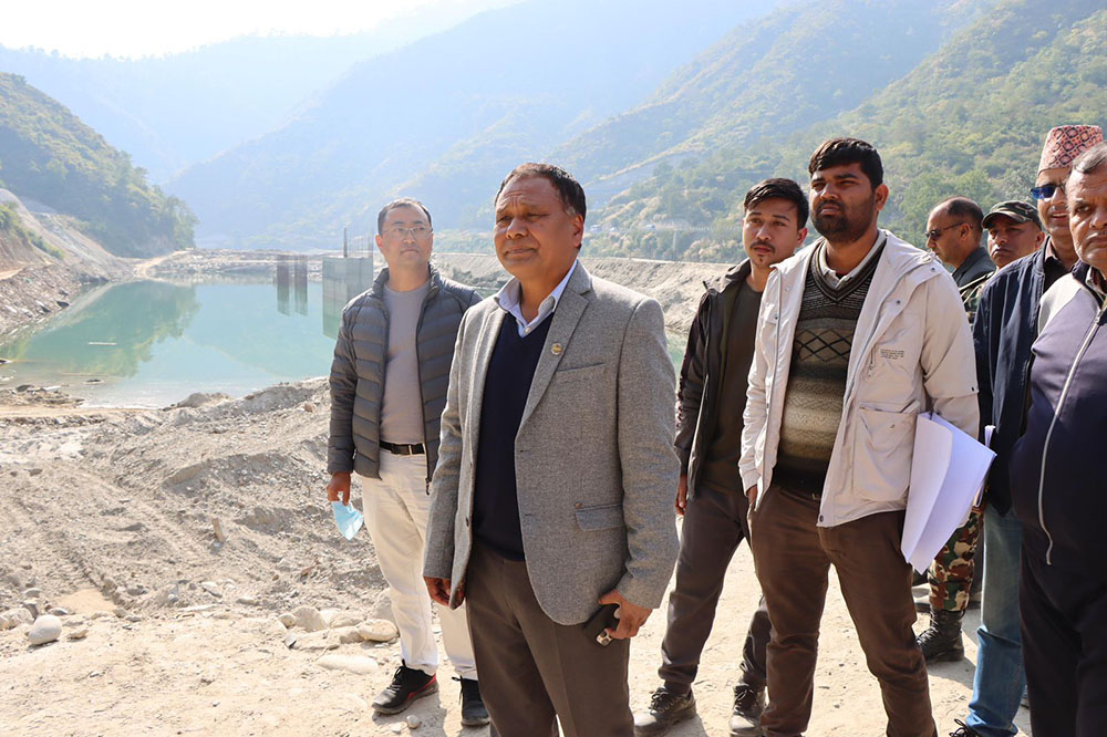 सुनकोशी मरिण डाइभर्सनको नयाँ टेण्डर प्रक्रिया अघि बढाउन मन्त्री घिसिङको निर्देशन