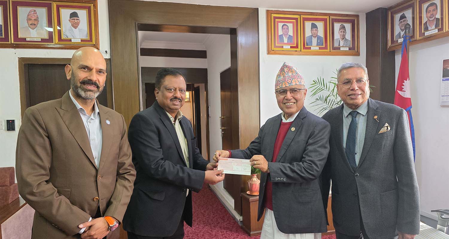 नेपाल लाइफद्वारा भौतिक पूर्वाधार पुर्ननिर्माण कोषमा १ करोड ५० लाखको सहयोग