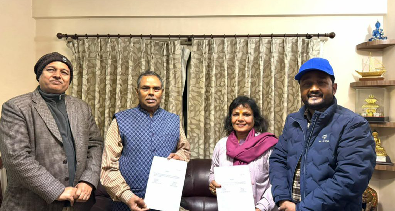 अशोक राईको जसपा टुक्रियो , उपेन्द्रसँगै फर्किए रेणुसहितका नेता