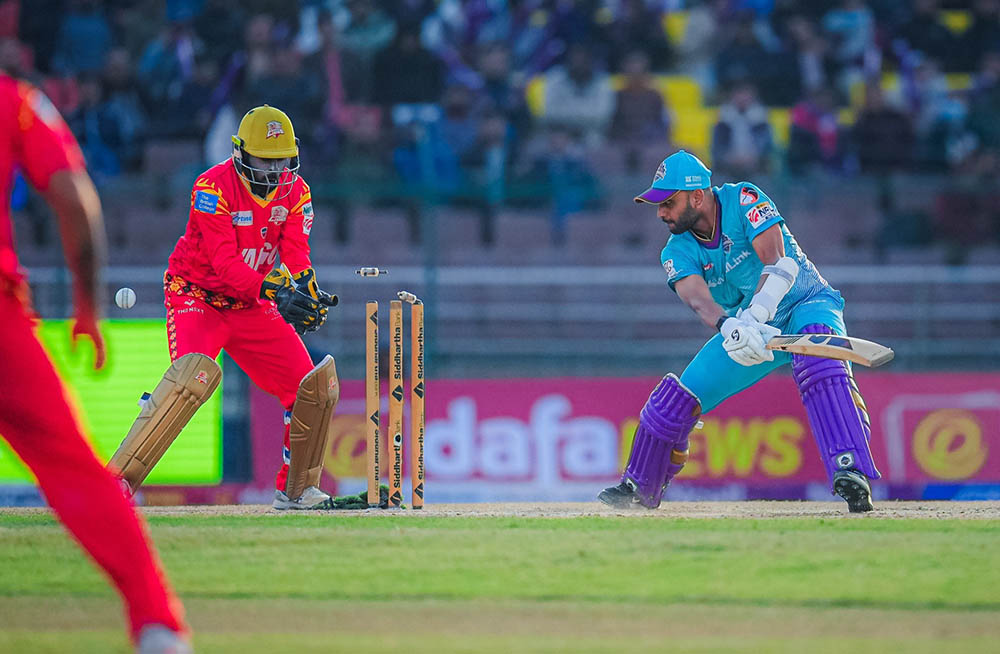 एनपीएल इलिमिनेटर: काठमाडौंले लुम्बिनी लायन्सलाई दियो ११२ रनको लक्ष्य