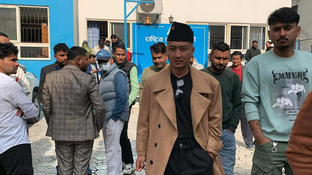 रास्वपाको पार्टी कार्यालयमा सुदन गुरुङ