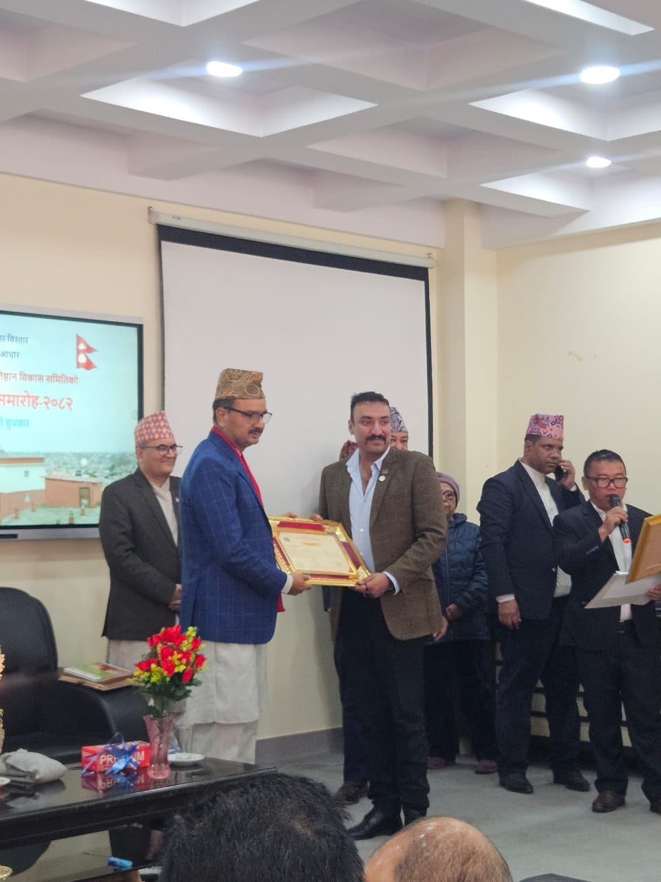 नाडा र नाडा उपाध्यक्ष राजनबाबु श्रेष्ठ राष्ट्रिय व्यावसायिक प्रशिक्षण प्रतिष्ठानबाट सम्मानित