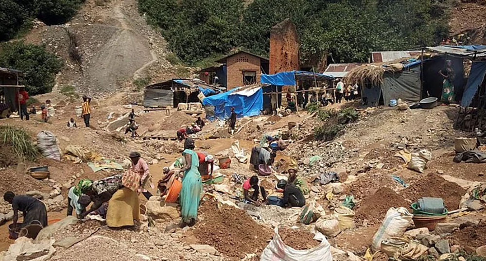 कंगोको रुबाया कोल्टेन खानीमा पहिरो जाँदा २०० भन्दा बढीको मृत्यु